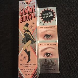 NIB Benefit Gimme Brow! In shade 4